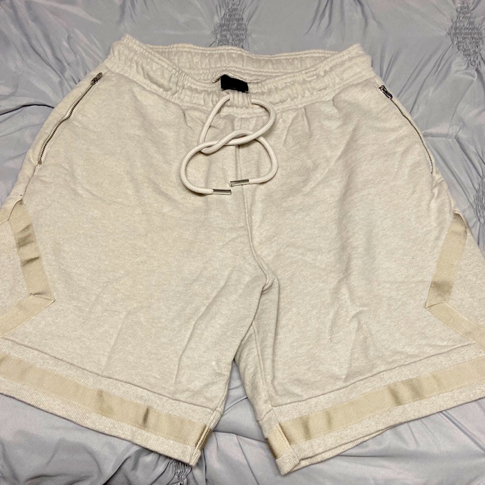 Jordan short